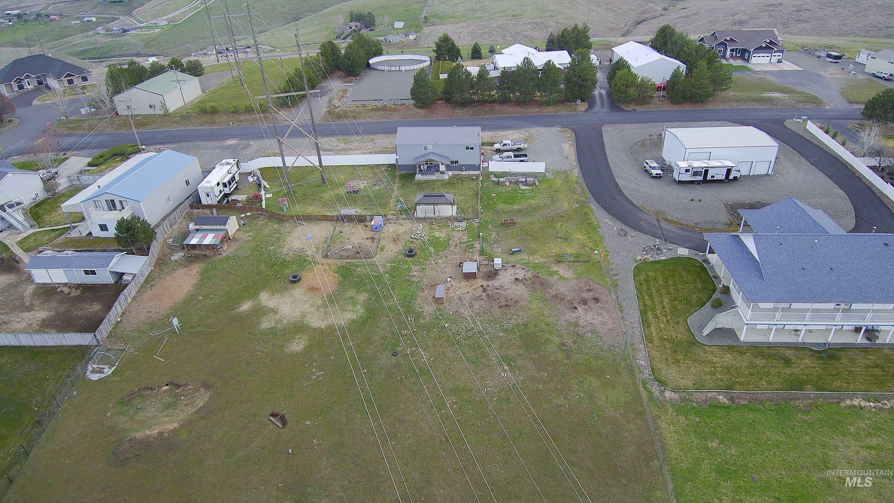 2710 Scenic Hills Drive, Clarkston, Washington 99403, 3 Bedrooms, 2 Bathrooms, Residential For Sale, Price $450,000, 98953530