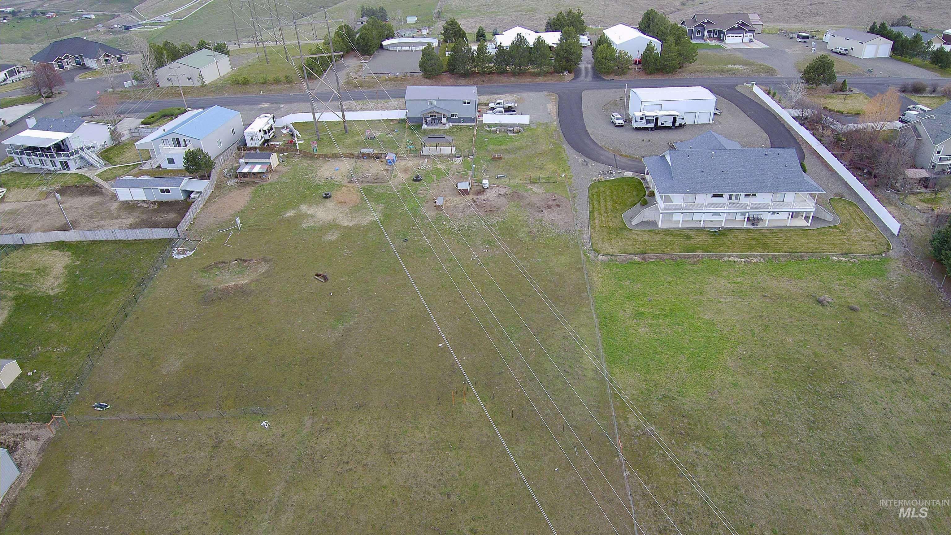 2710 Scenic Hills Drive, Clarkston, Washington 99403, 3 Bedrooms, 2 Bathrooms, Residential For Sale, Price $450,000, 98953530