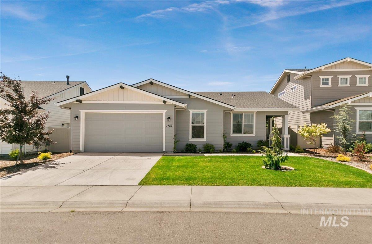 1739 N Burnam, Star, Idaho 83669, 3 Bedrooms, 2 Bathrooms, Residential For Sale, Price $499,900,MLS 98953540