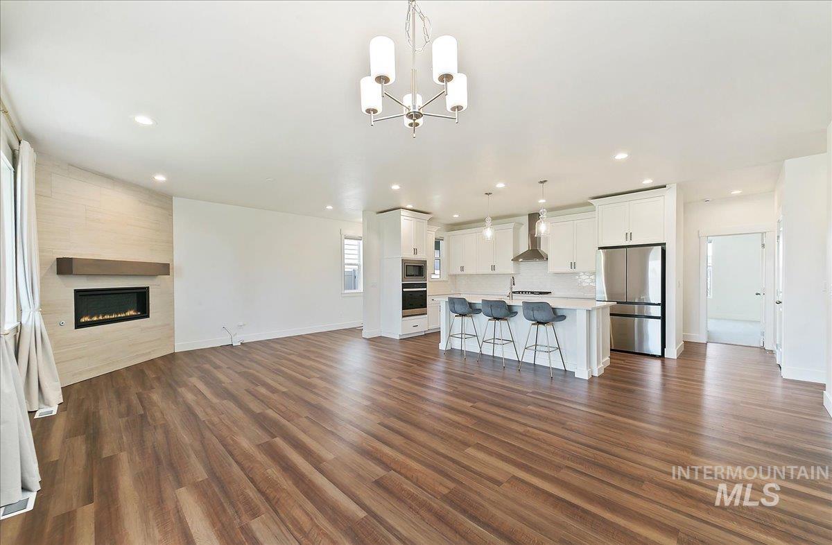 1739 N Burnam, Star, Idaho 83669, 3 Bedrooms, 2 Bathrooms, Residential For Sale, Price $499,900,MLS 98953540