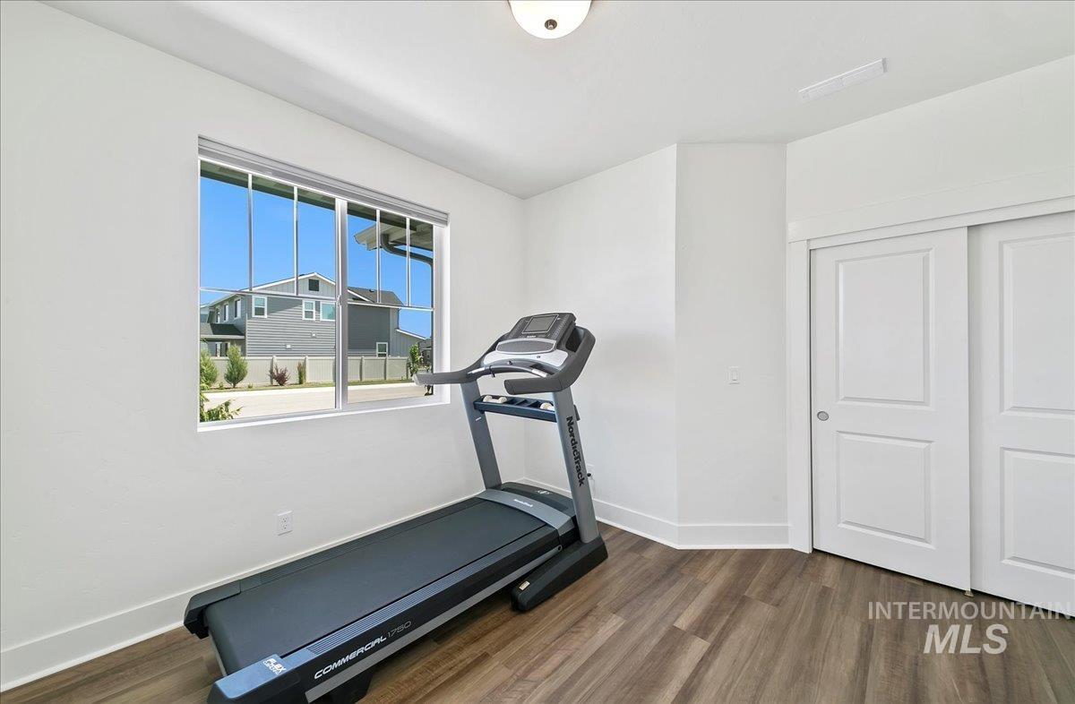 1739 N Burnam, Star, Idaho 83669, 3 Bedrooms, 2 Bathrooms, Residential For Sale, Price $499,900,MLS 98953540