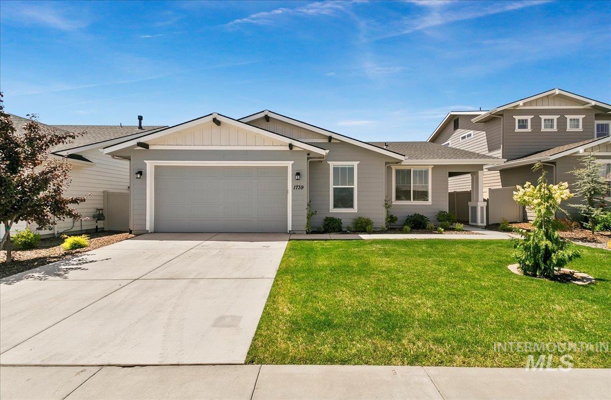 1739 N Burnam, Star, Idaho 83669, 3 Bedrooms, 2 Bathrooms, Residential For Sale, Price $499,900,MLS 98953540