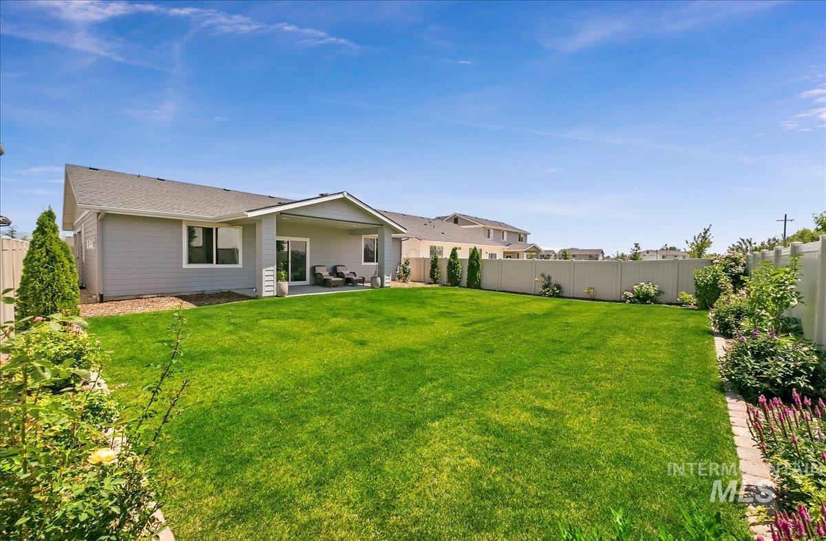 1739 N Burnam, Star, Idaho 83669, 3 Bedrooms, 2 Bathrooms, Residential For Sale, Price $499,900,MLS 98953540