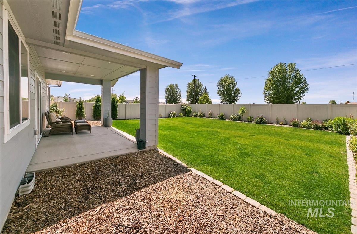 1739 N Burnam, Star, Idaho 83669, 3 Bedrooms, 2 Bathrooms, Residential For Sale, Price $499,900,MLS 98953540