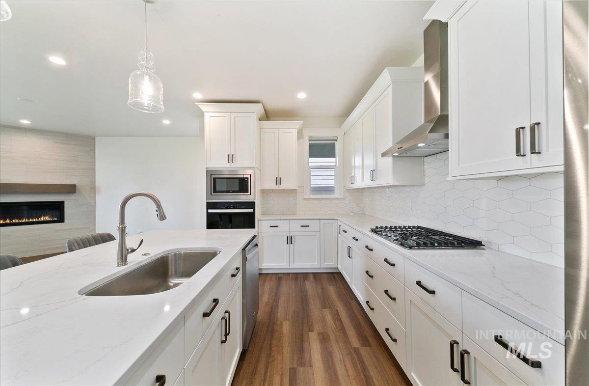 1739 N Burnam, Star, Idaho 83669, 3 Bedrooms, 2 Bathrooms, Residential For Sale, Price $499,900,MLS 98953540