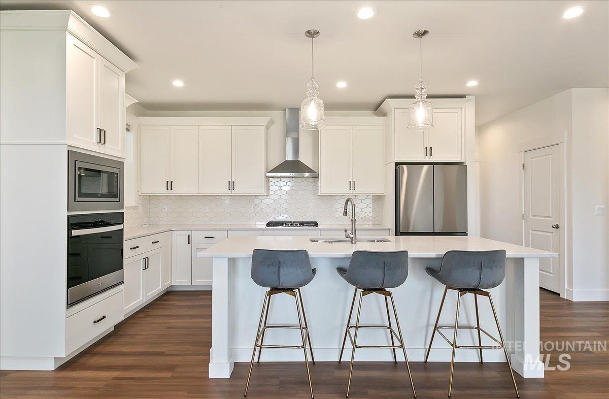 1739 N Burnam, Star, Idaho 83669, 3 Bedrooms, 2 Bathrooms, Residential For Sale, Price $499,900,MLS 98953540