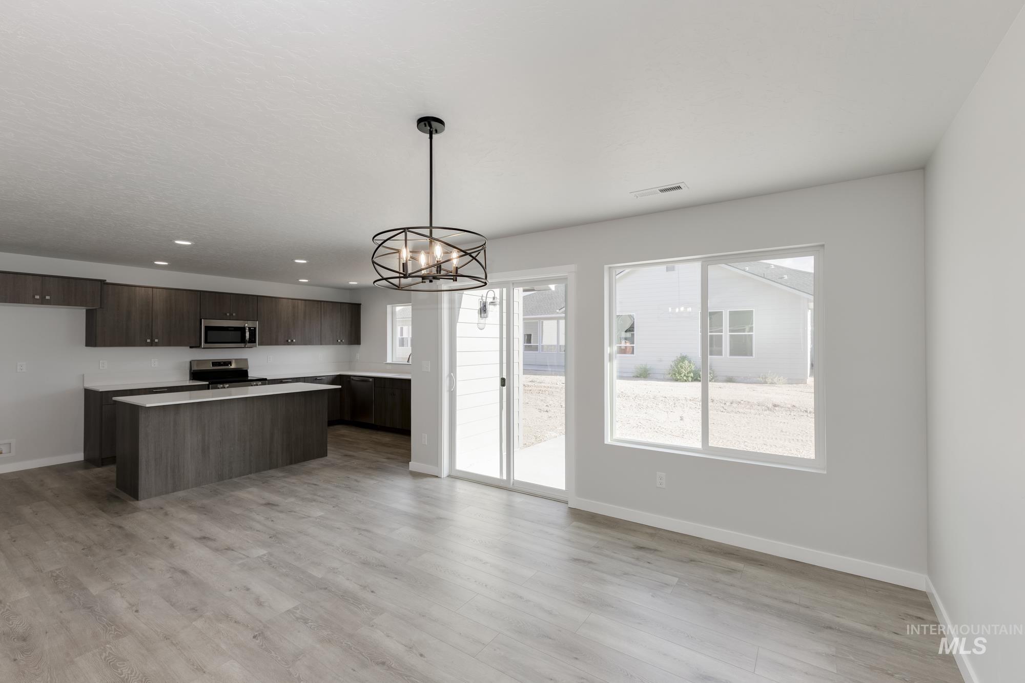 634 W Striped Owl St, Kuna, Idaho 83634, 5 Bedrooms, 2.5 Bathrooms, Residential For Sale, Price $504,990,MLS 98953611