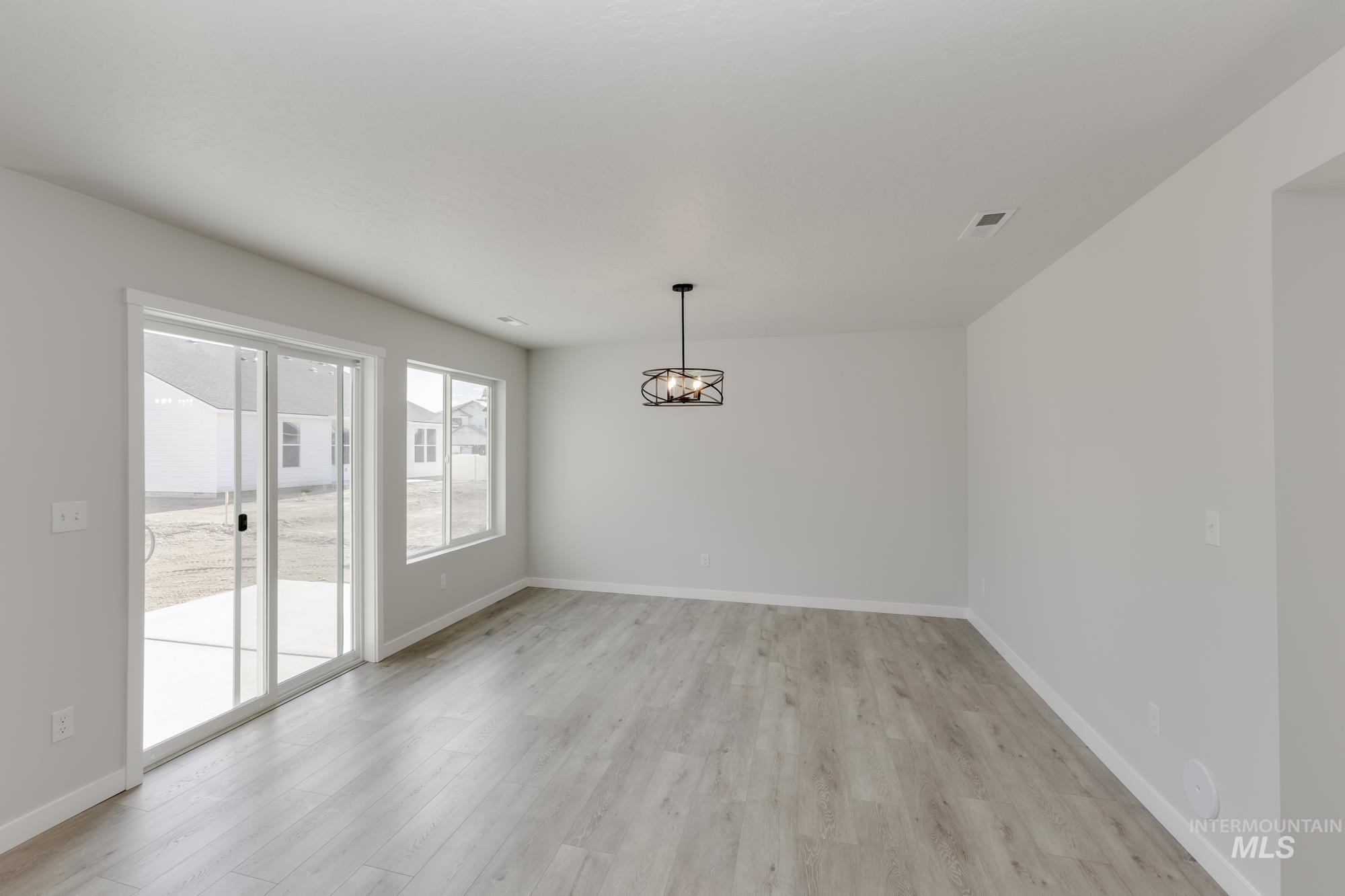 634 W Striped Owl St, Kuna, Idaho 83634, 5 Bedrooms, 2.5 Bathrooms, Residential For Sale, Price $504,990,MLS 98953611