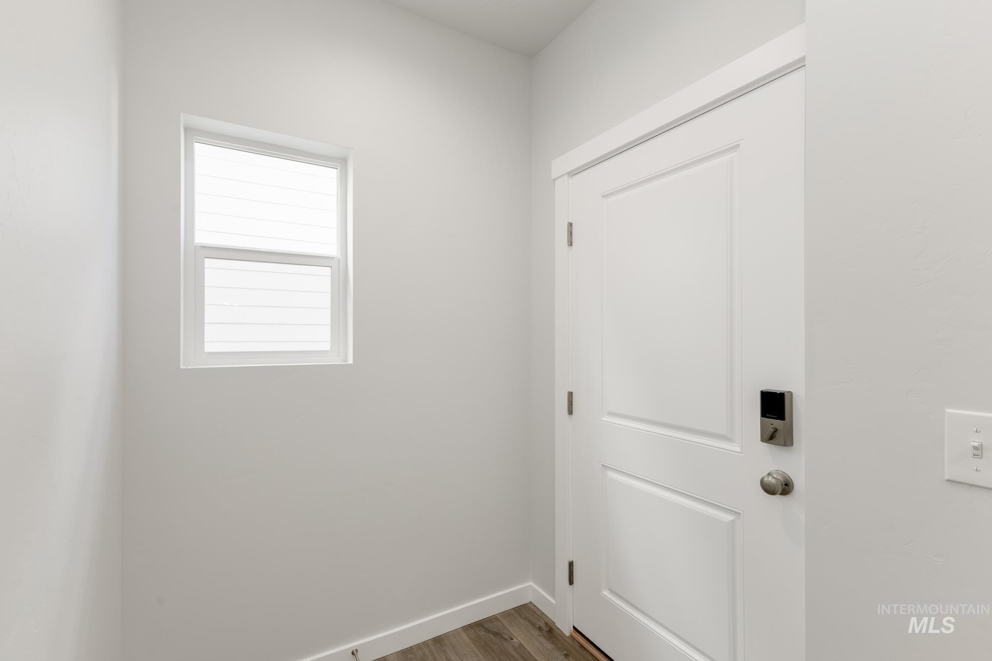 4181 E Woodmurra St, Meridian, Idaho 83642, 3 Bedrooms, 2.5 Bathrooms, Residential For Sale, Price $432,990,MLS 98953617