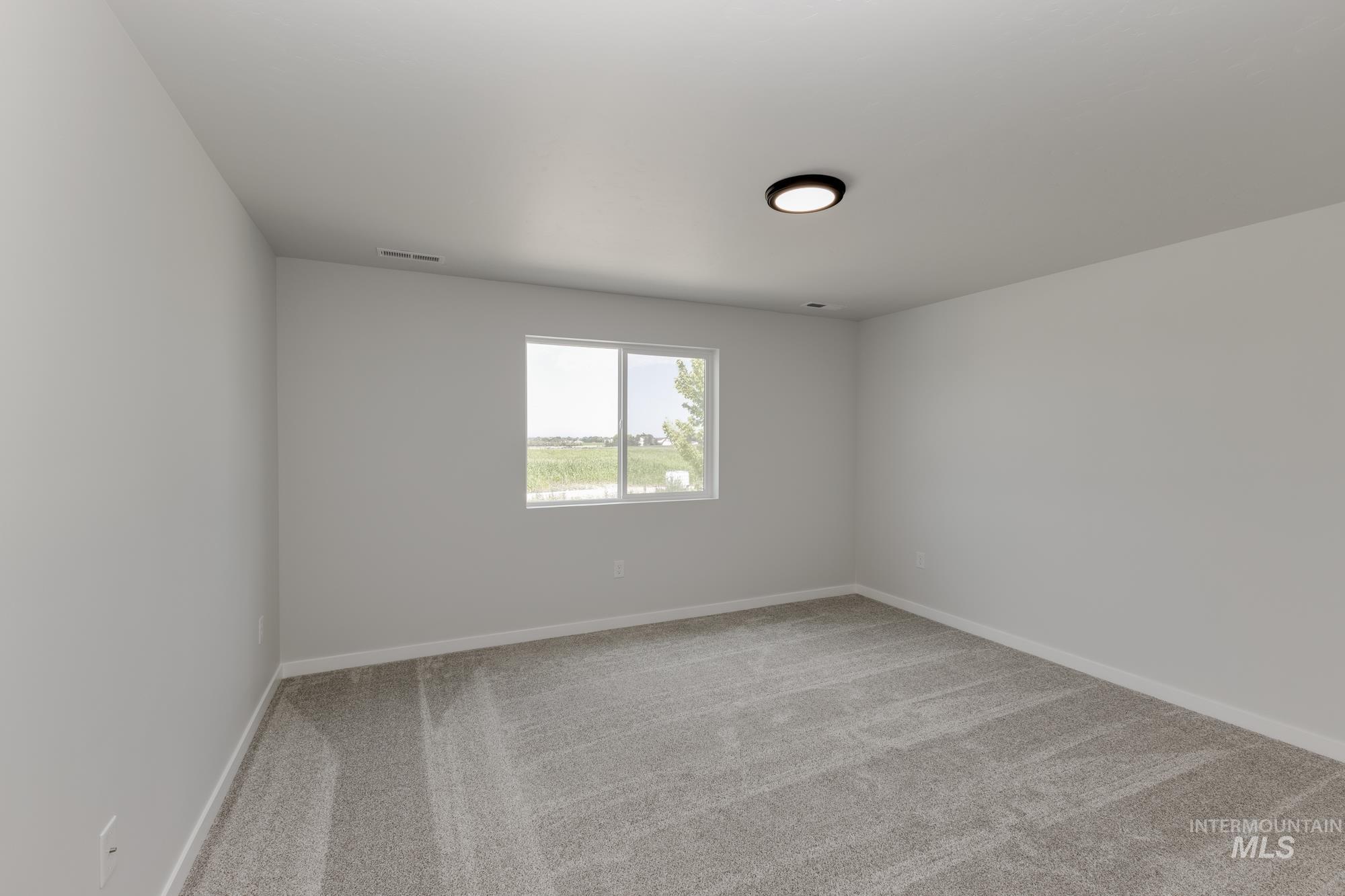 6825 S Old Farm Ave, Meridian, Idaho 83642, 3 Bedrooms, 2 Bathrooms, Residential For Sale, Price $414,990,MLS 98953621