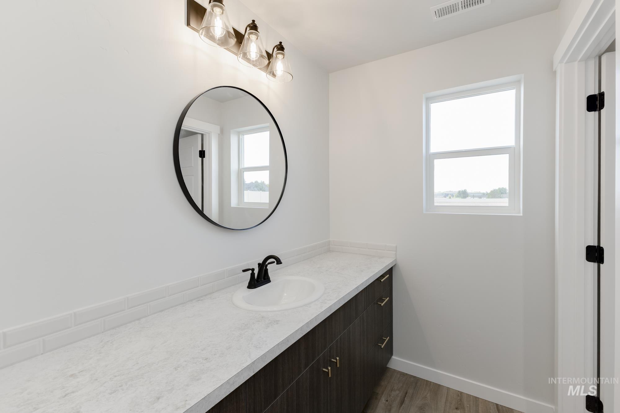 5305 S Danforth Ave, Nampa, Idaho 83686, 4 Bedrooms, 2 Bathrooms, Residential For Sale, Price $509,990,MLS 98953642