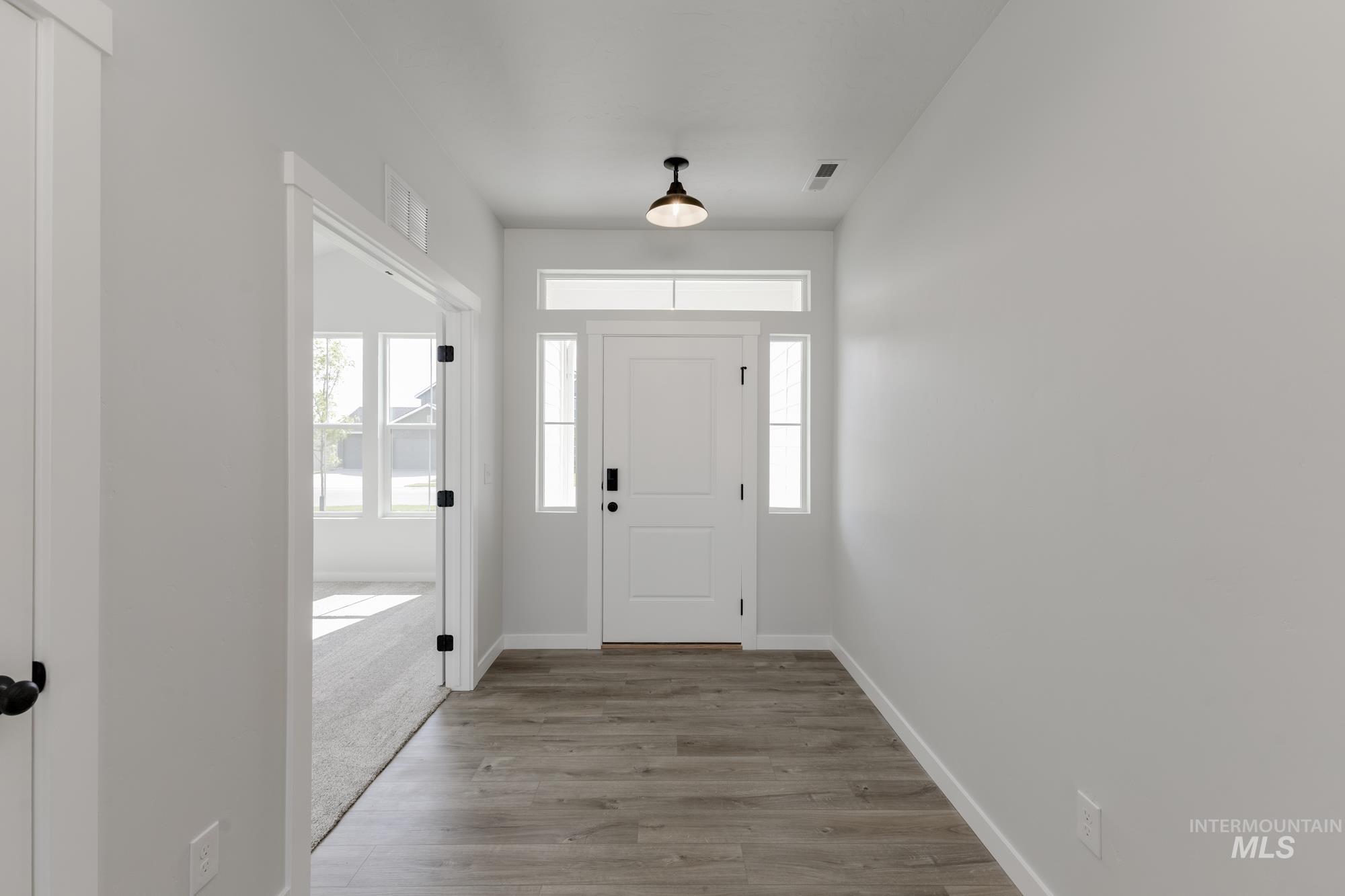 5305 S Danforth Ave, Nampa, Idaho 83686, 4 Bedrooms, 2 Bathrooms, Residential For Sale, Price $509,990,MLS 98953642