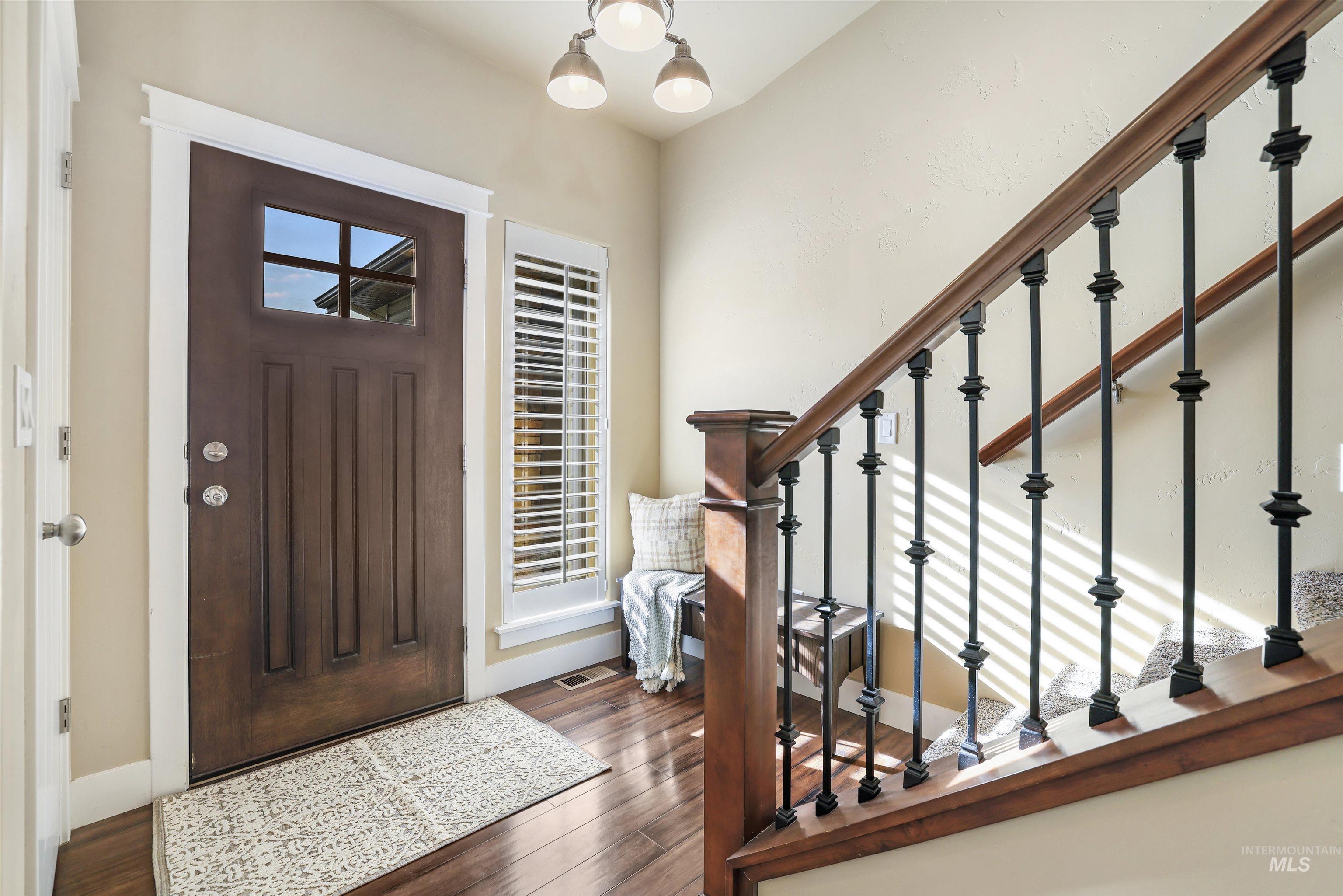 1434 Riverbend Pl, Twin Falls, Idaho 83301, 5 Bedrooms, 3 Bathrooms, Residential For Sale, Price $619,500,MLS 98953849