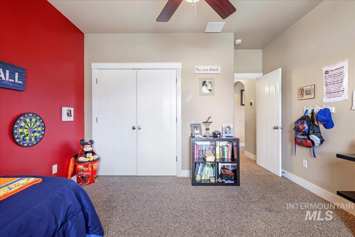 1434 Riverbend Pl, Twin Falls, Idaho 83301, 5 Bedrooms, 3 Bathrooms, Residential For Sale, Price $619,500,MLS 98953849