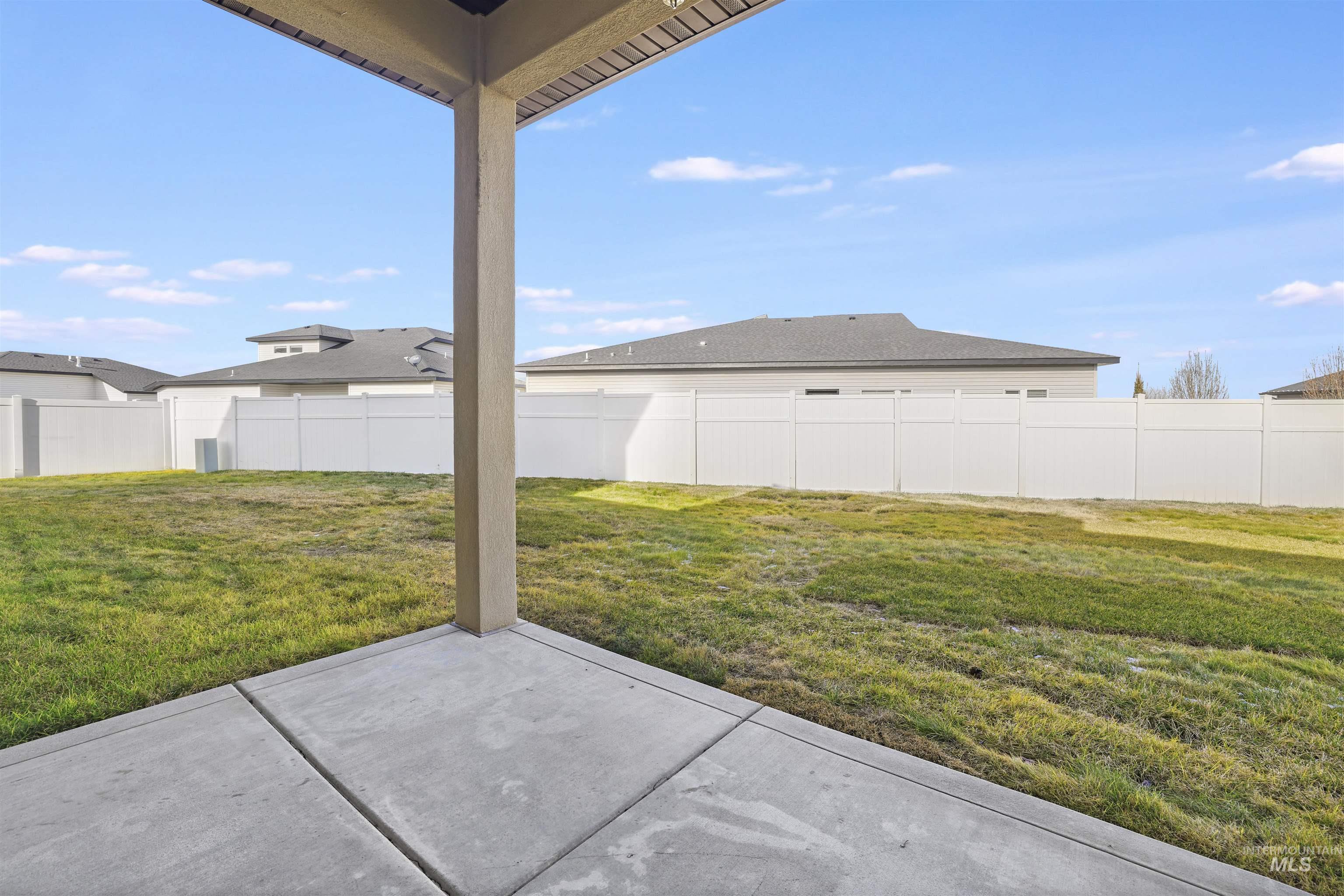1434 Riverbend Pl, Twin Falls, Idaho 83301, 5 Bedrooms, 3 Bathrooms, Residential For Sale, Price $619,500,MLS 98953849
