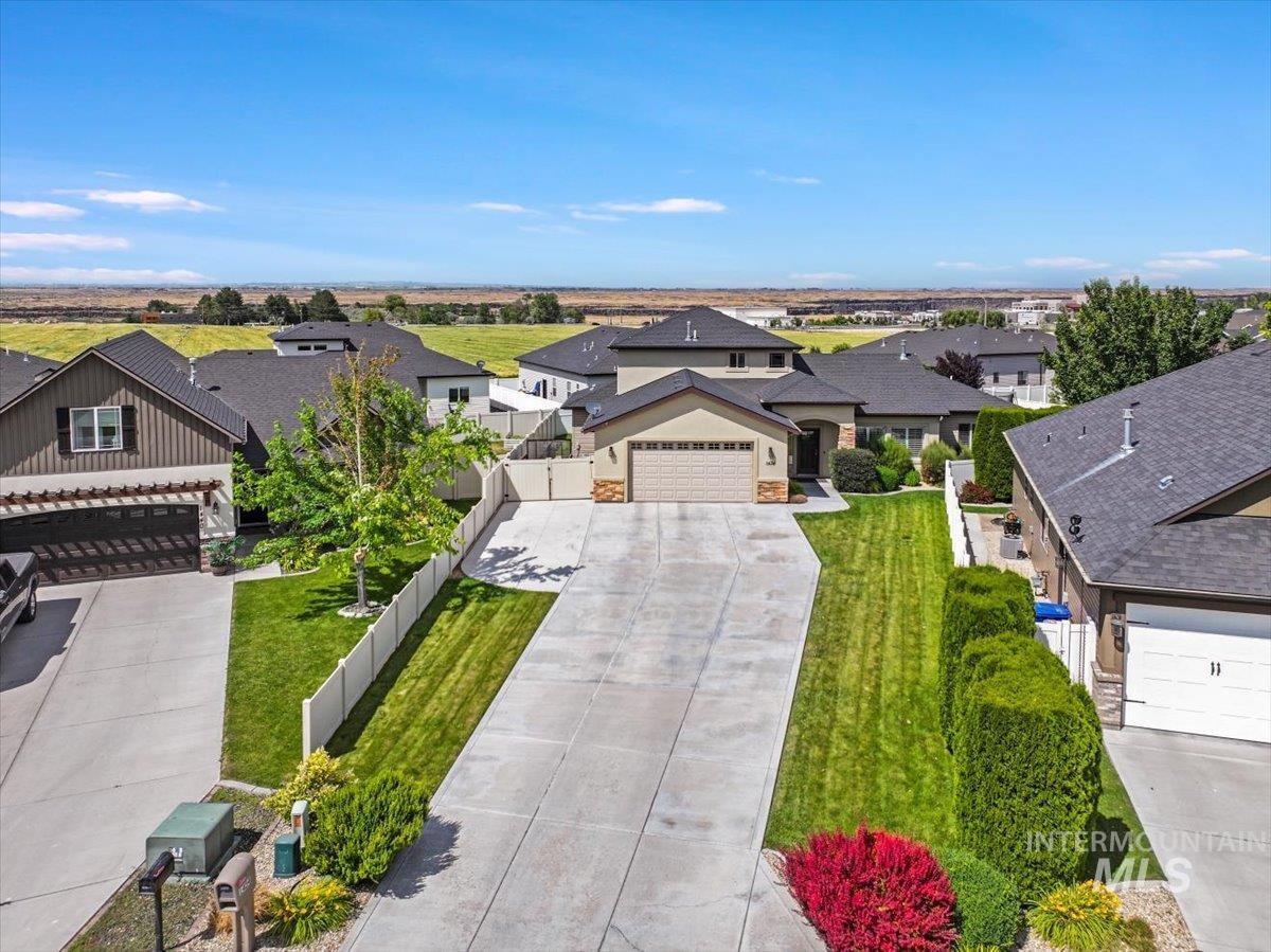 1434 Riverbend Pl, Twin Falls, Idaho 83301, 5 Bedrooms, 3 Bathrooms, Residential For Sale, Price $619,500,MLS 98953849