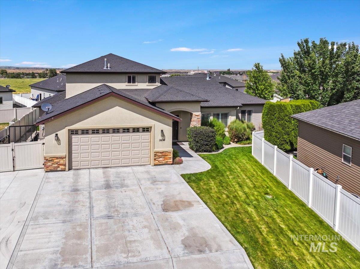 1434 Riverbend Pl, Twin Falls, Idaho 83301, 5 Bedrooms, 3 Bathrooms, Residential For Sale, Price $619,500,MLS 98953849