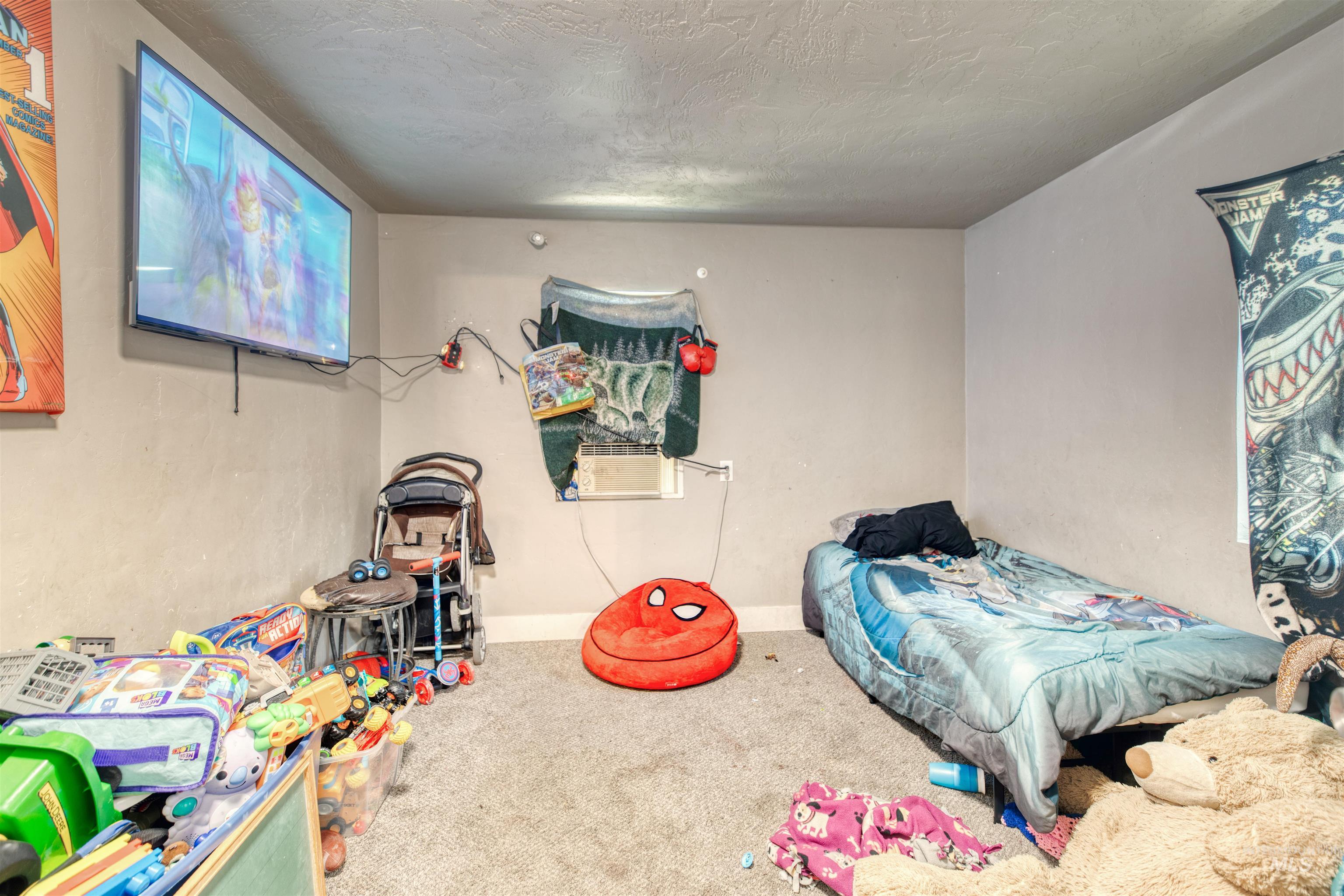 106 E Main St, Nyssa, Oregon 97913, 1 Bedroom, 1 Bathroom, Residential Income For Sale, Price $425,000,MLS 98954000