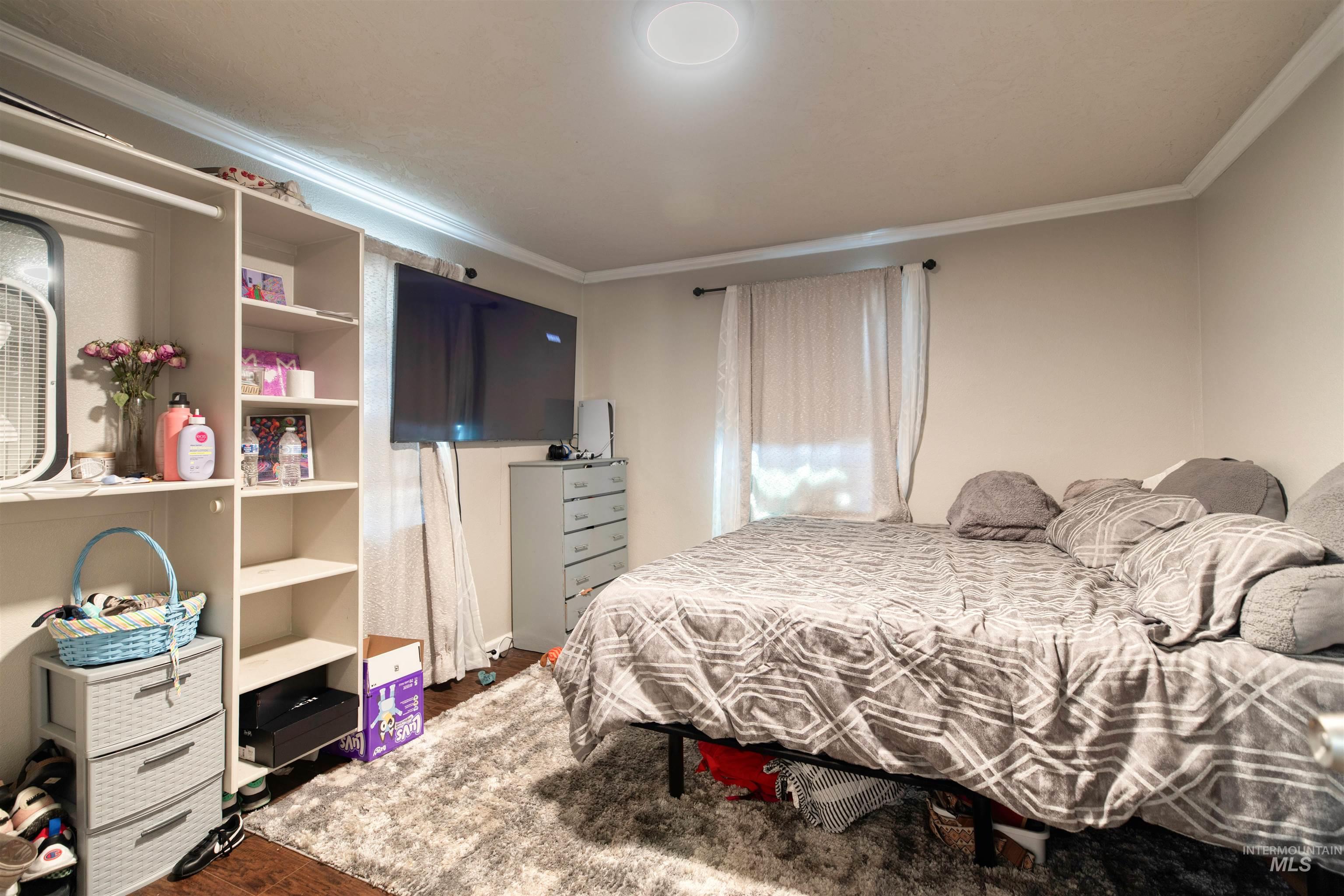 106 E Main St, Nyssa, Oregon 97913, 1 Bedroom, 1 Bathroom, Residential Income For Sale, Price $425,000,MLS 98954000