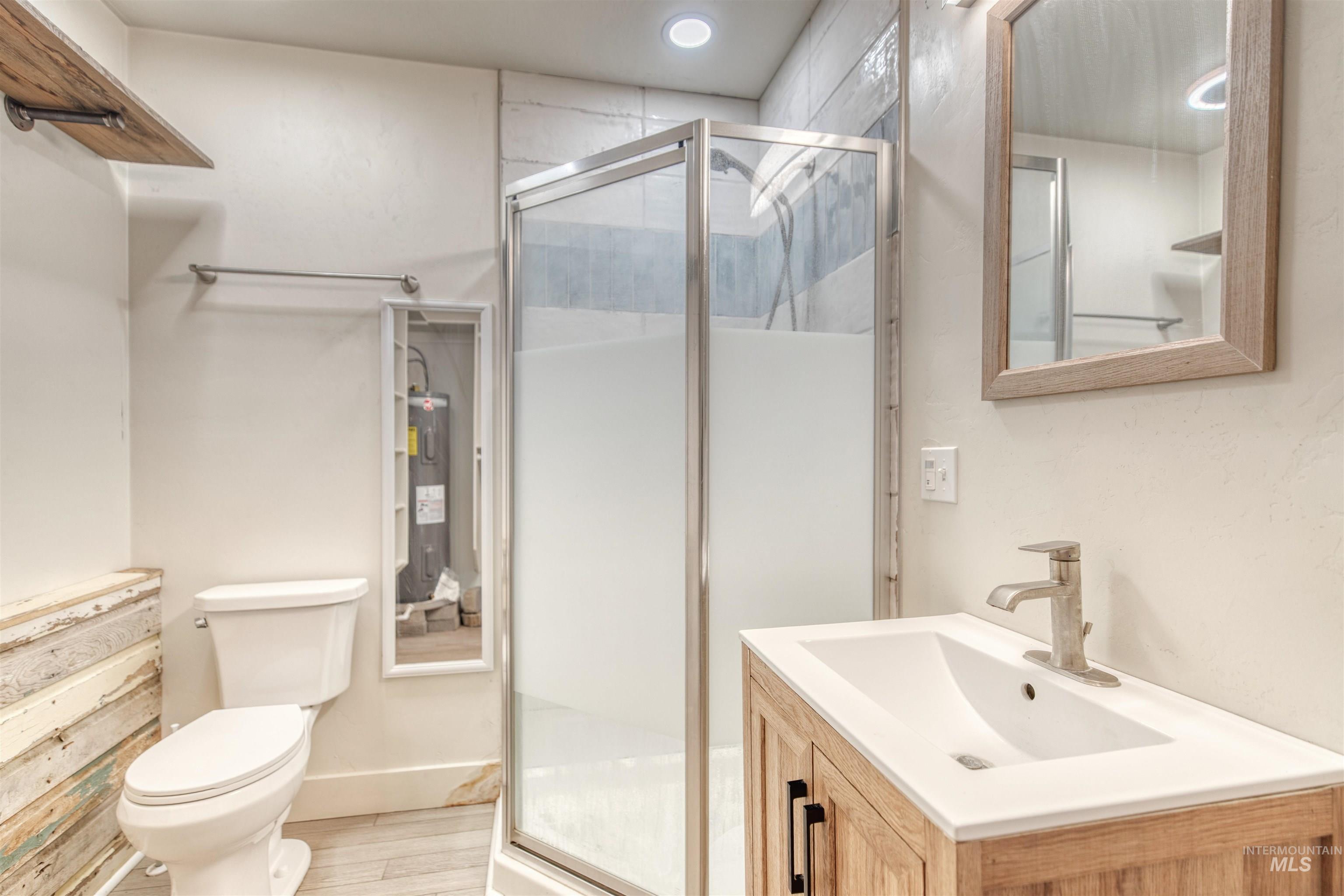 108 E Main St, Nyssa, Oregon 97913, 1 Bedroom, 1 Bathroom, Residential Income For Sale, Price $275,000,MLS 98954002