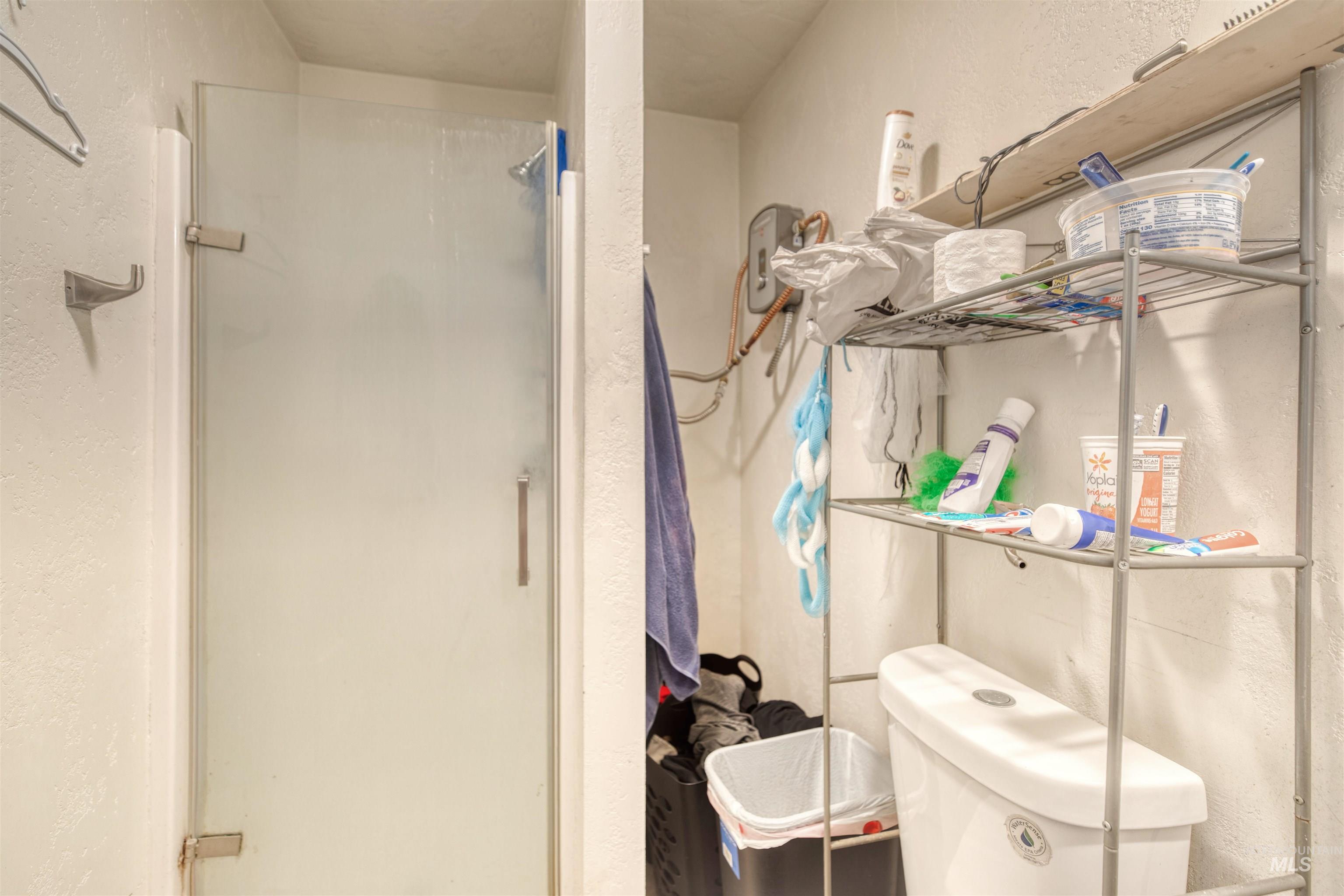 110 E Main St, Nyssa, Oregon 97913, 2 Bedrooms, 1 Bathroom, Residential Income For Sale, Price $280,000,MLS 98954008