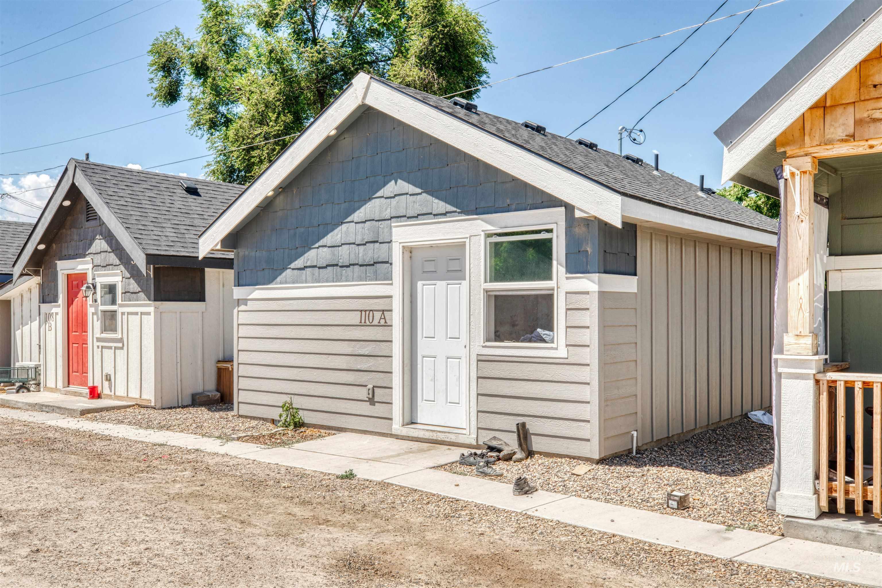 110 E Main St, Nyssa, Oregon 97913, 2 Bedrooms, 1 Bathroom, Residential Income For Sale, Price $280,000,MLS 98954008