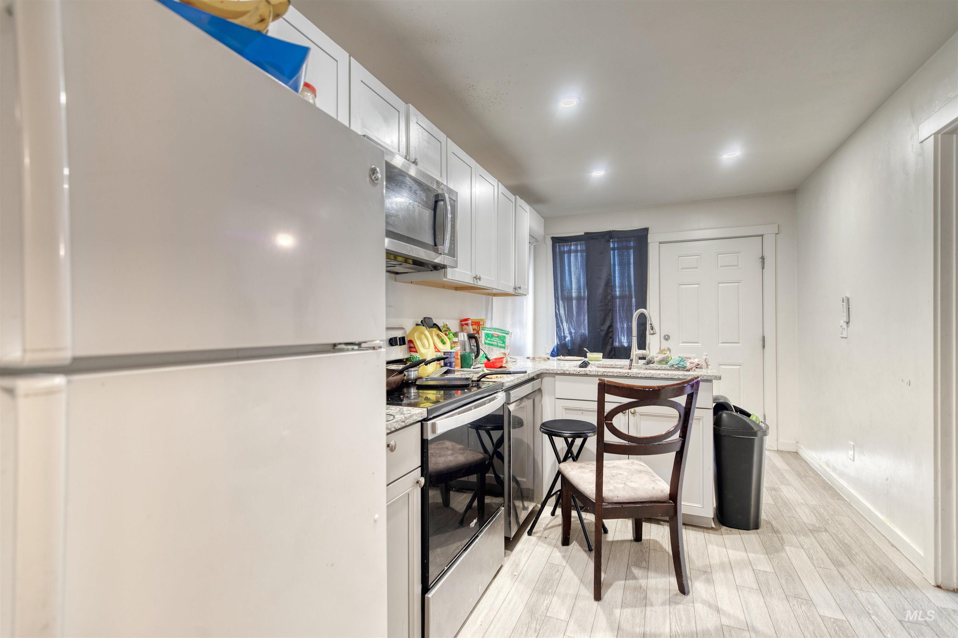 110 E Main St, Nyssa, Oregon 97913, 2 Bedrooms, 1 Bathroom, Residential Income For Sale, Price $280,000,MLS 98954008