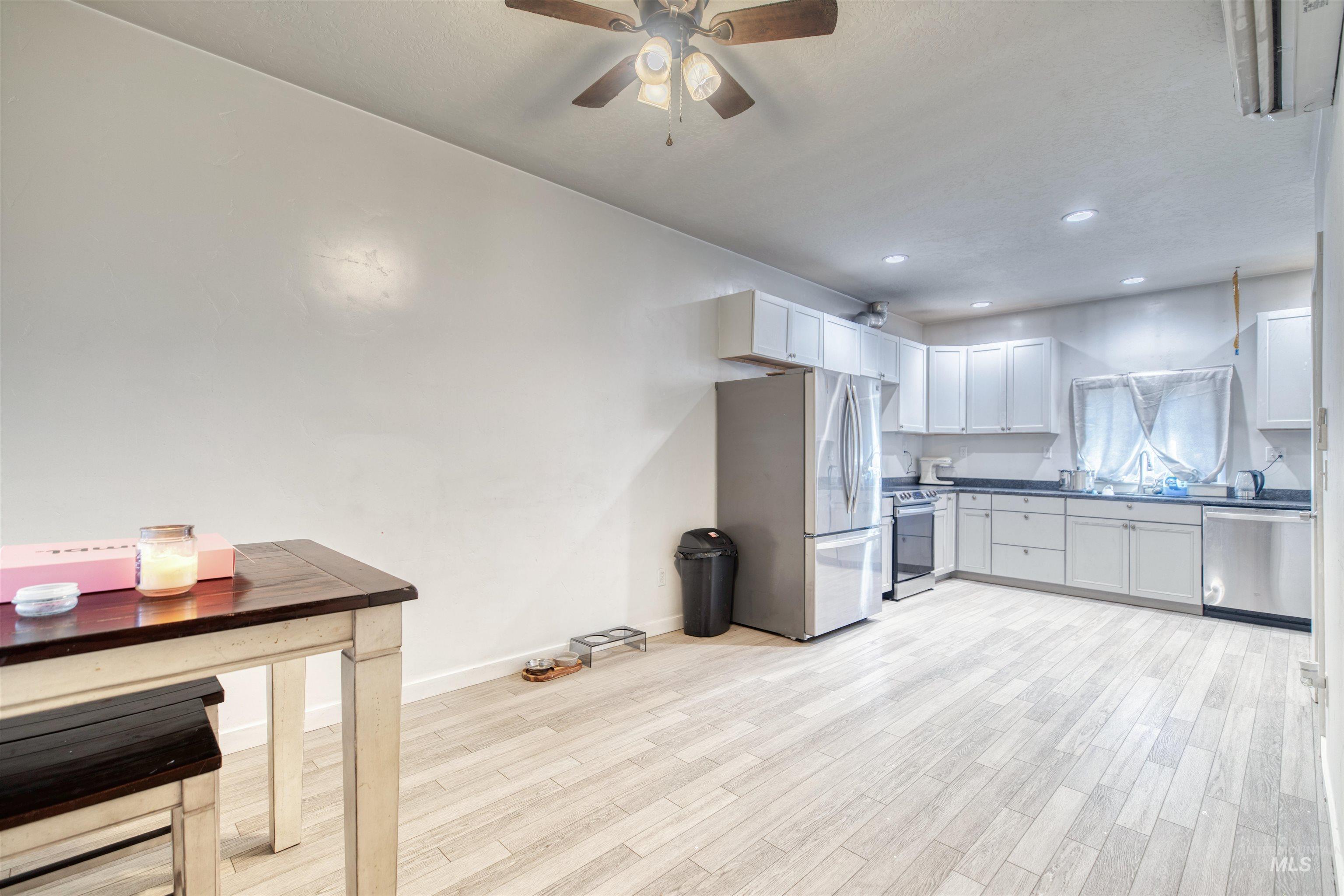 112 E Main St, Nyssa, Oregon 97913, 2 Bedrooms, 1 Bathroom, Residential Income For Sale, Price $520,000,MLS 98954054