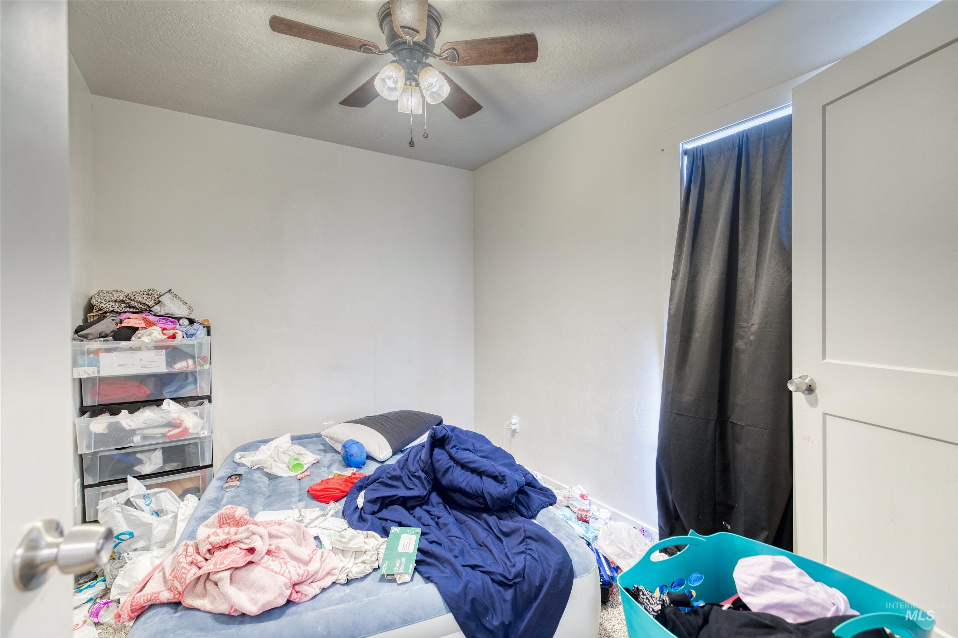 112 E Main St, Nyssa, Oregon 97913, 2 Bedrooms, 1 Bathroom, Residential Income For Sale, Price $520,000,MLS 98954054