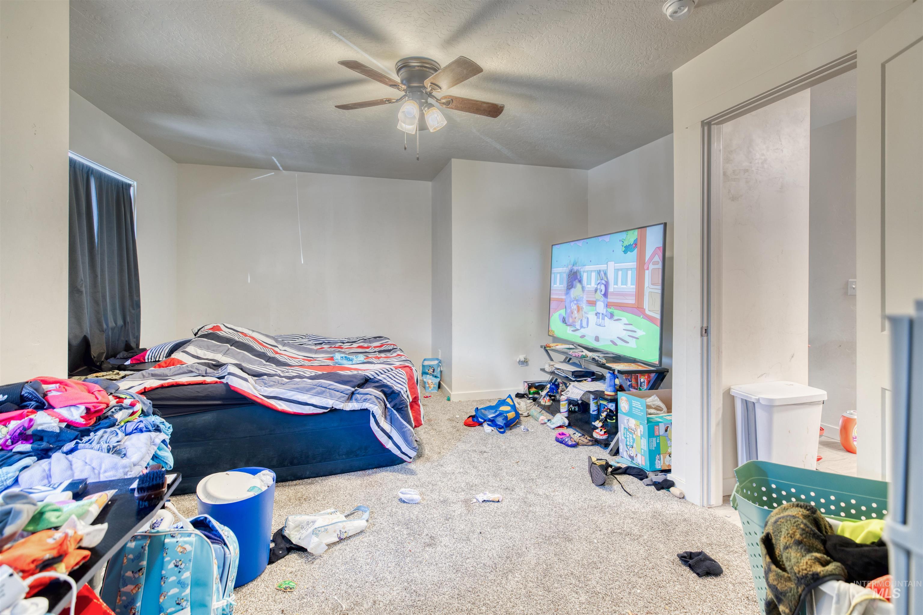 112 E Main St, Nyssa, Oregon 97913, 2 Bedrooms, 1 Bathroom, Residential Income For Sale, Price $520,000,MLS 98954054