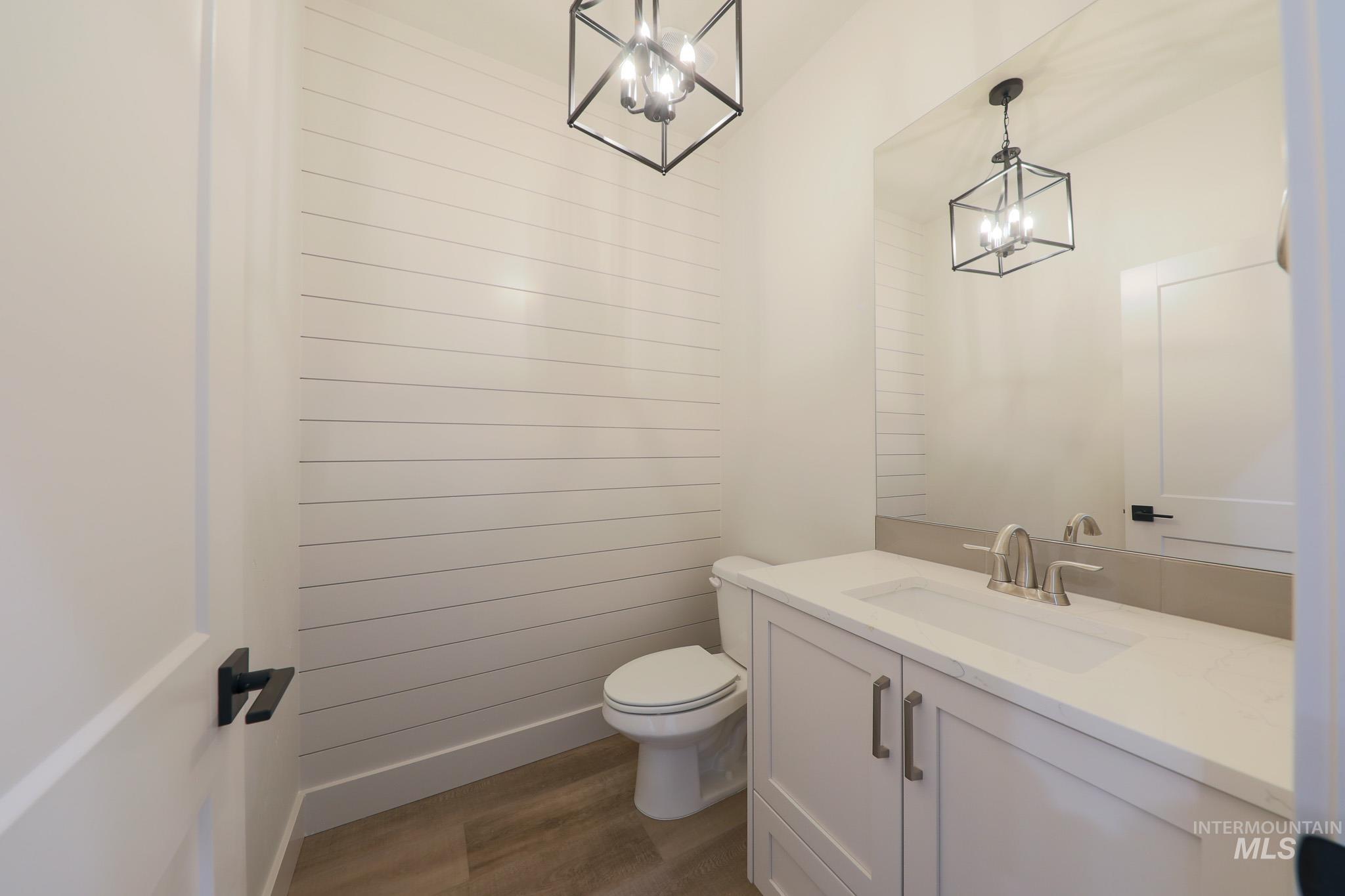 7195 E Merlin Hawk Ct, Nampa, Idaho 83686, 3 Bedrooms, 2 Bathrooms, Residential For Sale, Price $879,500,MLS 98954181