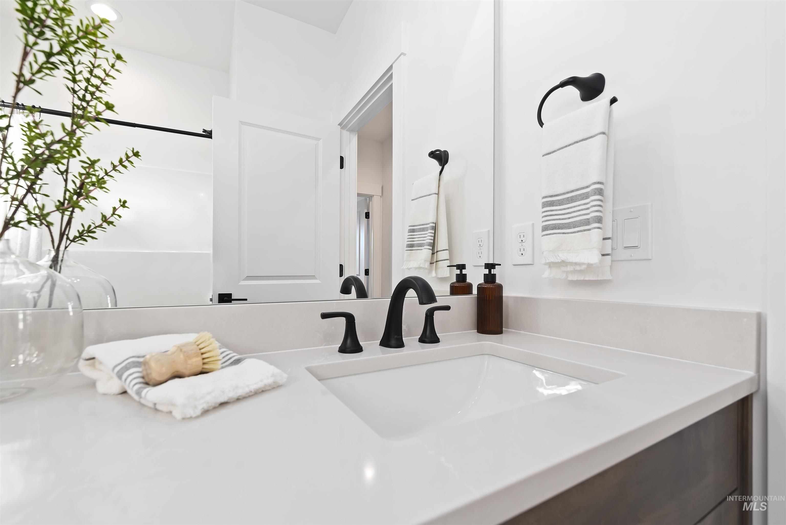 798 W Buroak Dr, Meridian, Idaho 83642, 4 Bedrooms, 2.5 Bathrooms, Residential For Sale, Price $781,880,MLS 98954185