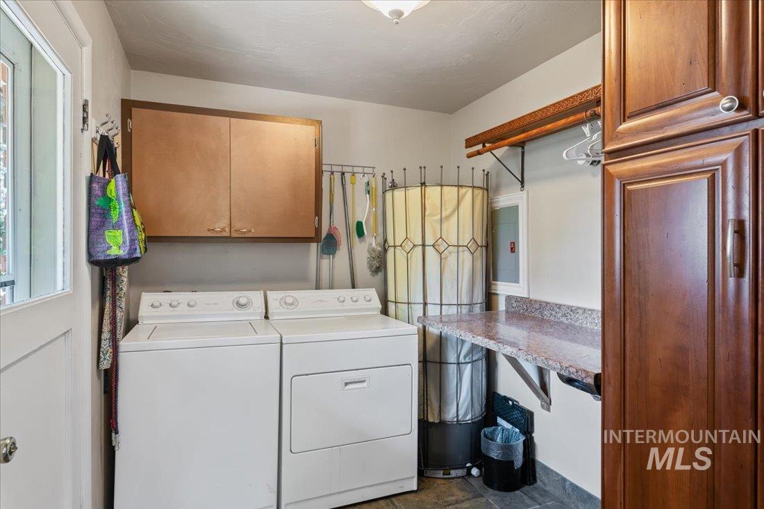 2401 N 26Th St, Boise, Idaho 83702, 4 Bedrooms, 2 Bathrooms, Residential Income For Sale, Price $1,295,000, 98954197