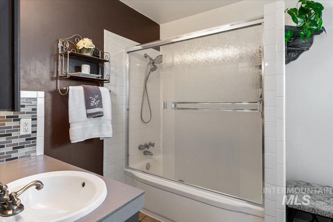 2401 N 26Th St, Boise, Idaho 83702, 4 Bedrooms, 2 Bathrooms, Residential Income For Sale, Price $1,295,000, 98954197