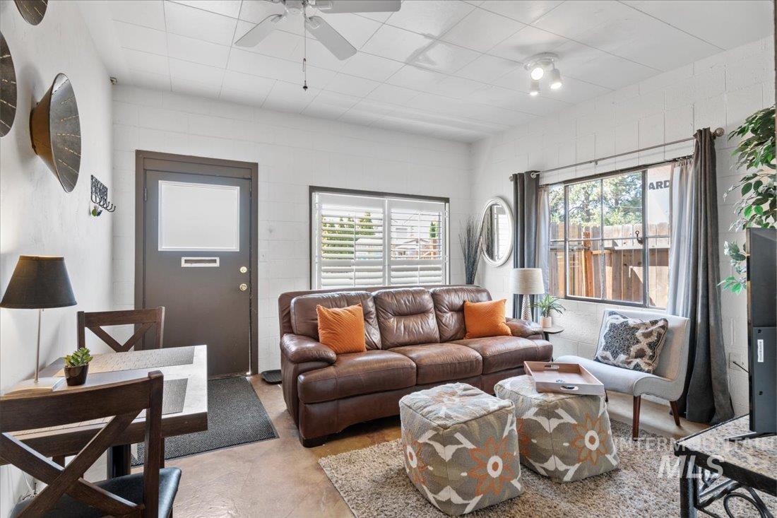 2401 N 26Th St, Boise, Idaho 83702, 4 Bedrooms, 2 Bathrooms, Residential Income For Sale, Price $1,295,000, 98954197