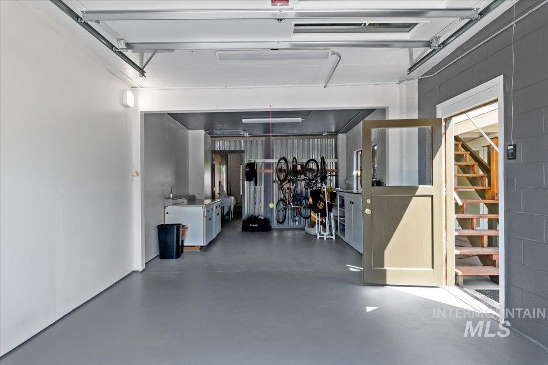 2401 N 26Th St, Boise, Idaho 83702, 4 Bedrooms, 2 Bathrooms, Residential Income For Sale, Price $1,295,000, 98954197