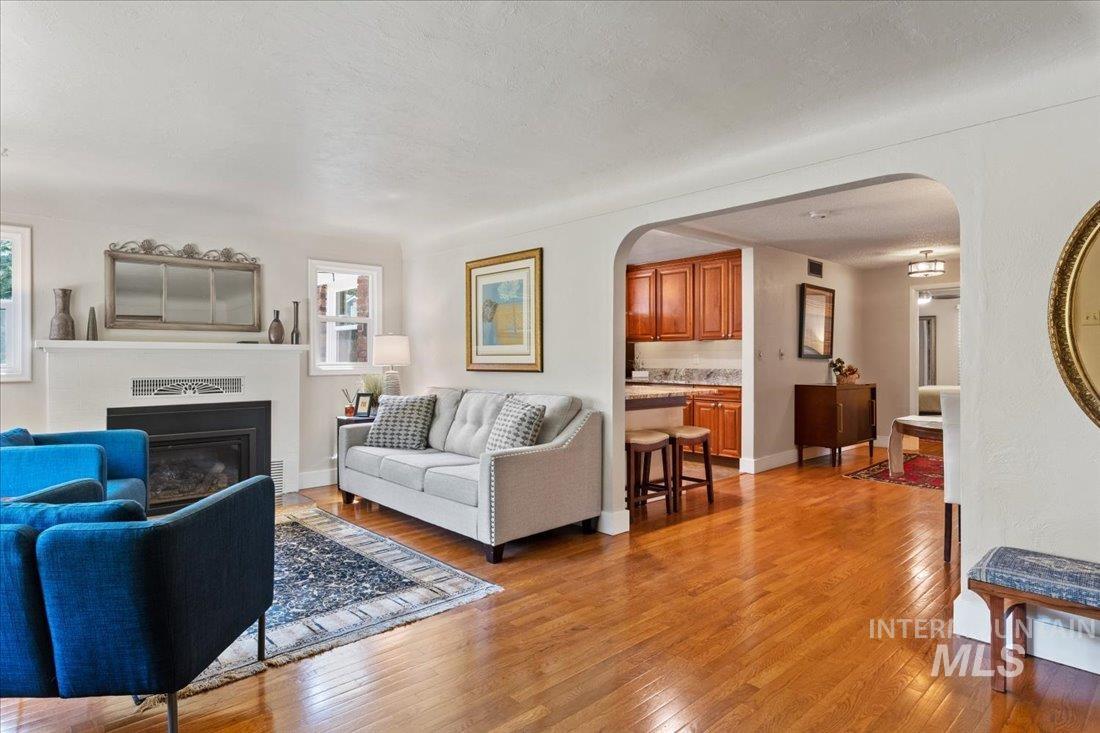 2401 N 26Th St, Boise, Idaho 83702, 4 Bedrooms, 2 Bathrooms, Residential Income For Sale, Price $1,295,000, 98954197