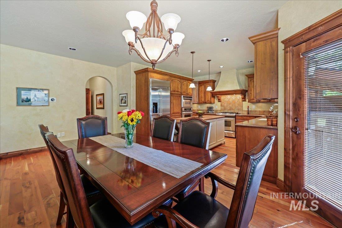 622 Blue Water Circle, McCall, Idaho 83638, 3 Bedrooms, 3.5 Bathrooms, Residential For Sale, Price $1,372,000,MLS 98954227