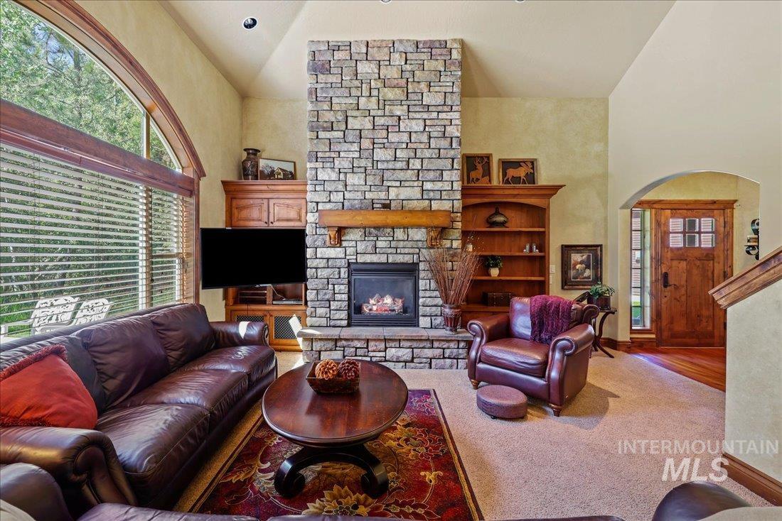 622 Blue Water Circle, McCall, Idaho 83638, 3 Bedrooms, 3.5 Bathrooms, Residential For Sale, Price $1,372,000,MLS 98954227