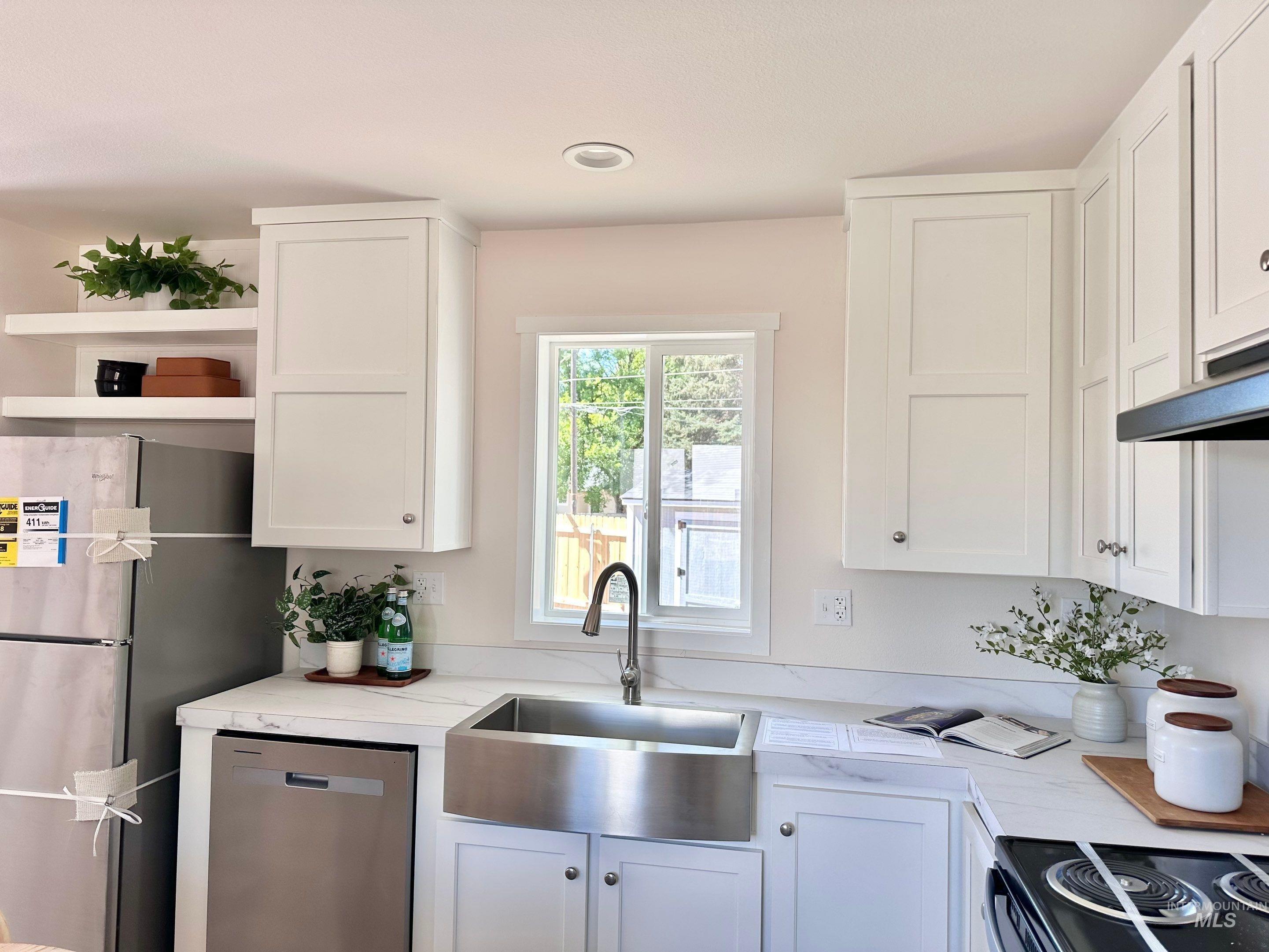 370 W 12th South, Mountain Home, Idaho 83647, 2 Bedrooms, 1 Bathroom, Residential For Sale, Price $80,000, 98954229