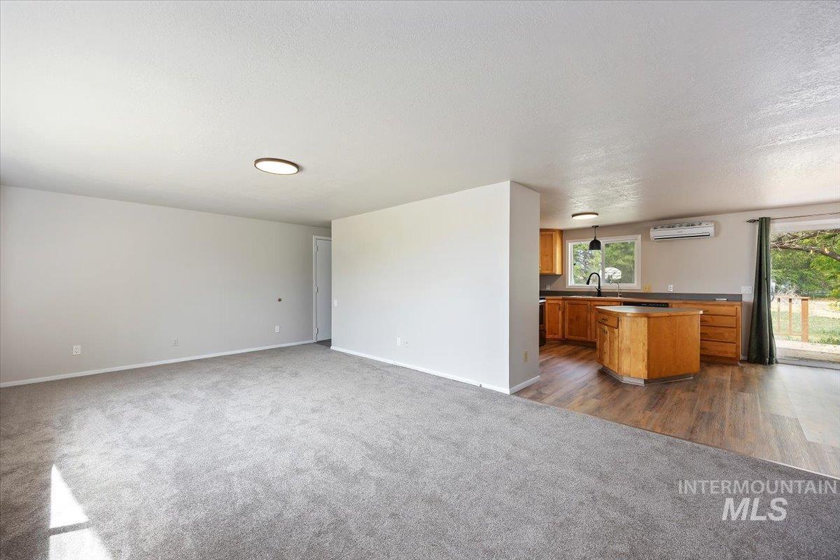 934 Fair St., Buhl, Idaho 83316, 6 Bedrooms, 3 Bathrooms, Residential For Sale, Price $379,900,MLS 98954232