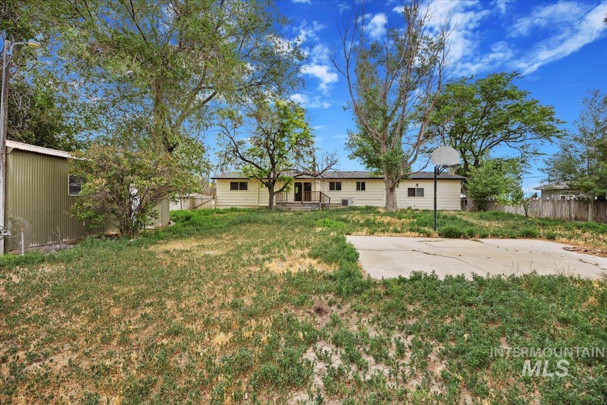 934 Fair St., Buhl, Idaho 83316, 6 Bedrooms, 3 Bathrooms, Residential For Sale, Price $379,900,MLS 98954232