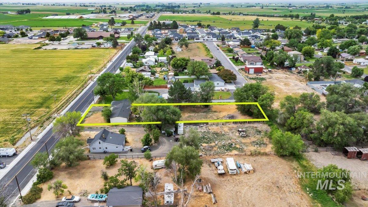 934 Fair St., Buhl, Idaho 83316, 6 Bedrooms, 3 Bathrooms, Residential For Sale, Price $379,900,MLS 98954232