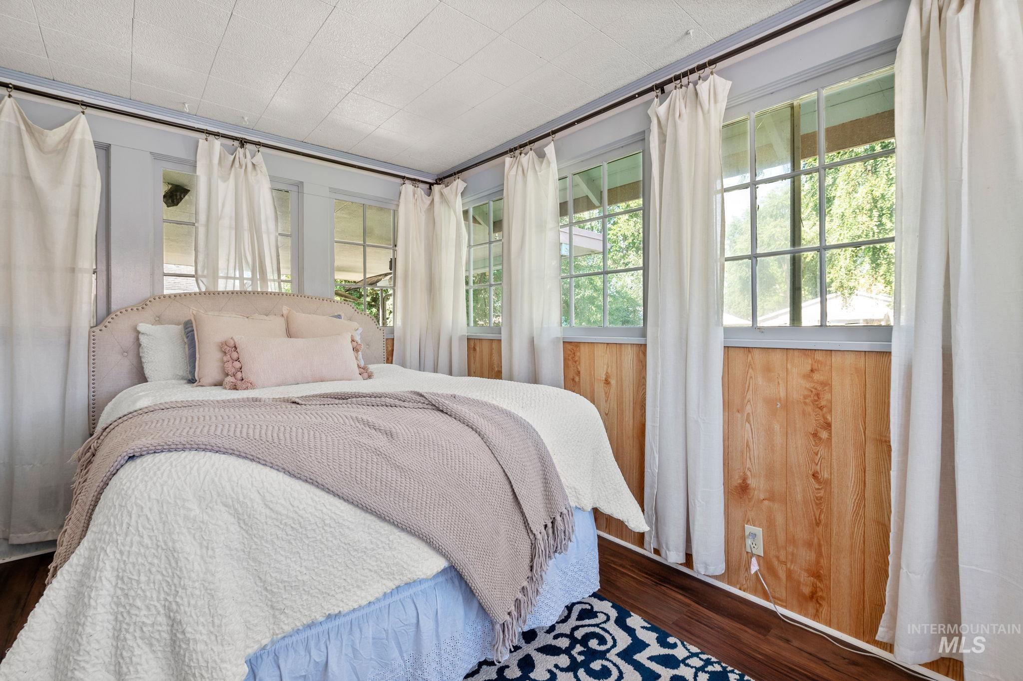 710 12th Street, Clarkston, Washington 99403, 4 Bedrooms, 2 Bathrooms, Residential For Sale, Price $335,000,MLS 98954360