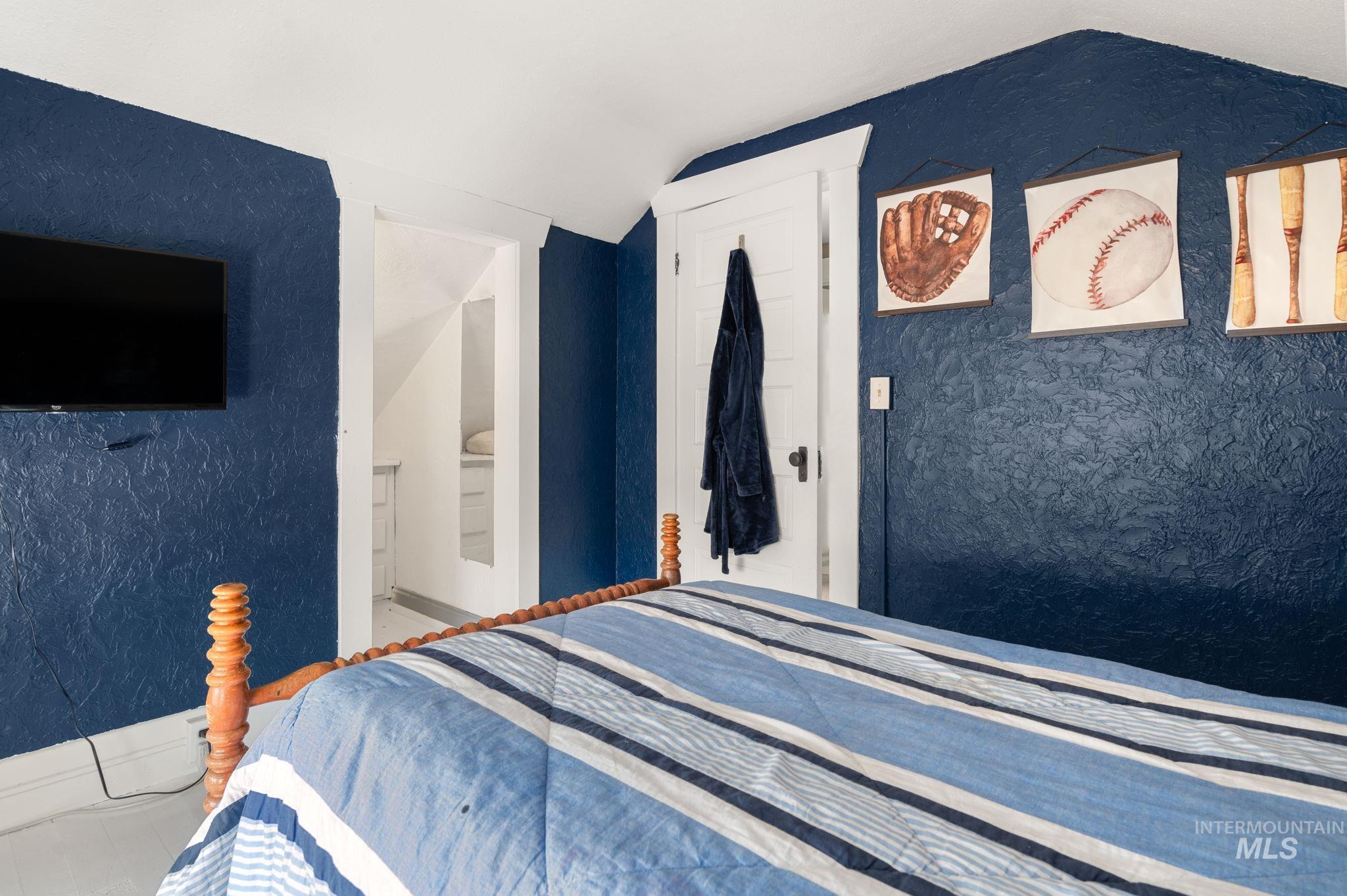 710 12th Street, Clarkston, Washington 99403, 4 Bedrooms, 2 Bathrooms, Residential For Sale, Price $335,000,MLS 98954360