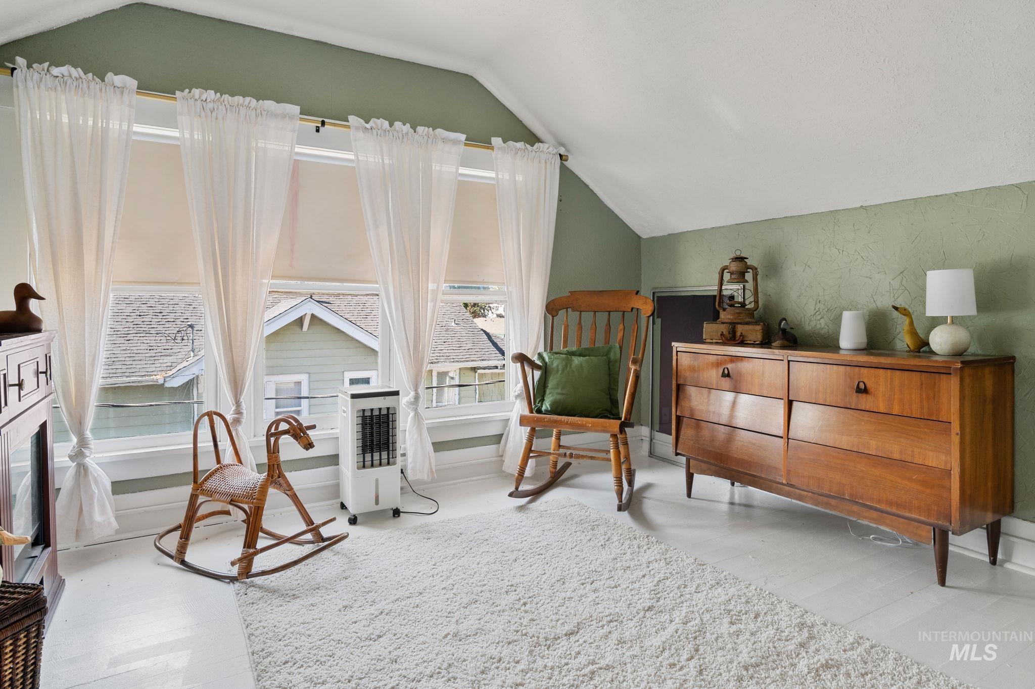 710 12th Street, Clarkston, Washington 99403, 4 Bedrooms, 2 Bathrooms, Residential For Sale, Price $335,000,MLS 98954360