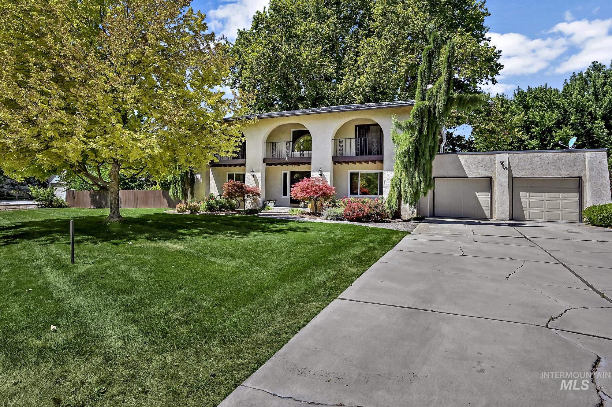 1067 N Arlington Dr, Eagle, Idaho 83616, 4 Bedrooms, 3 Bathrooms, Residential For Sale, Price $1,060,000,MLS 98954392