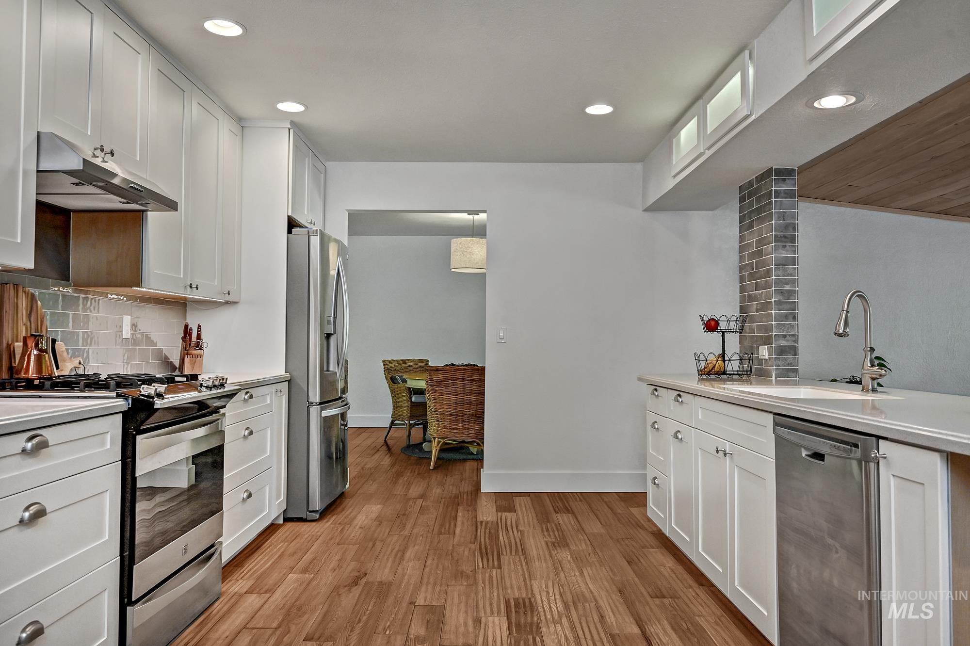 1067 N Arlington Dr, Eagle, Idaho 83616, 4 Bedrooms, 3 Bathrooms, Residential For Sale, Price $1,060,000,MLS 98954392