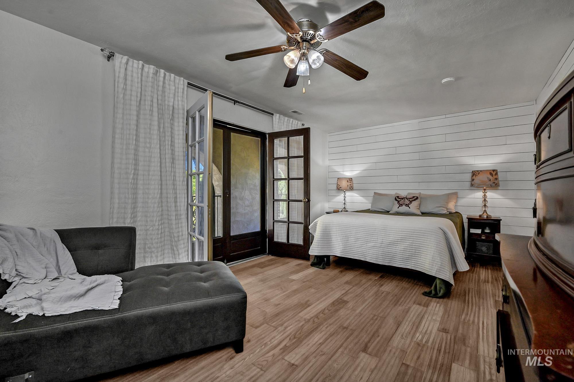 1067 N Arlington Dr, Eagle, Idaho 83616, 4 Bedrooms, 3 Bathrooms, Residential For Sale, Price $1,060,000,MLS 98954392