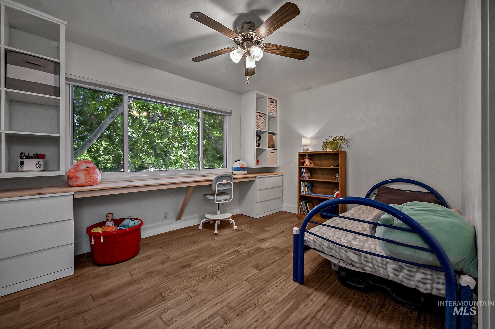 1067 N Arlington Dr, Eagle, Idaho 83616, 4 Bedrooms, 3 Bathrooms, Residential For Sale, Price $1,060,000,MLS 98954392